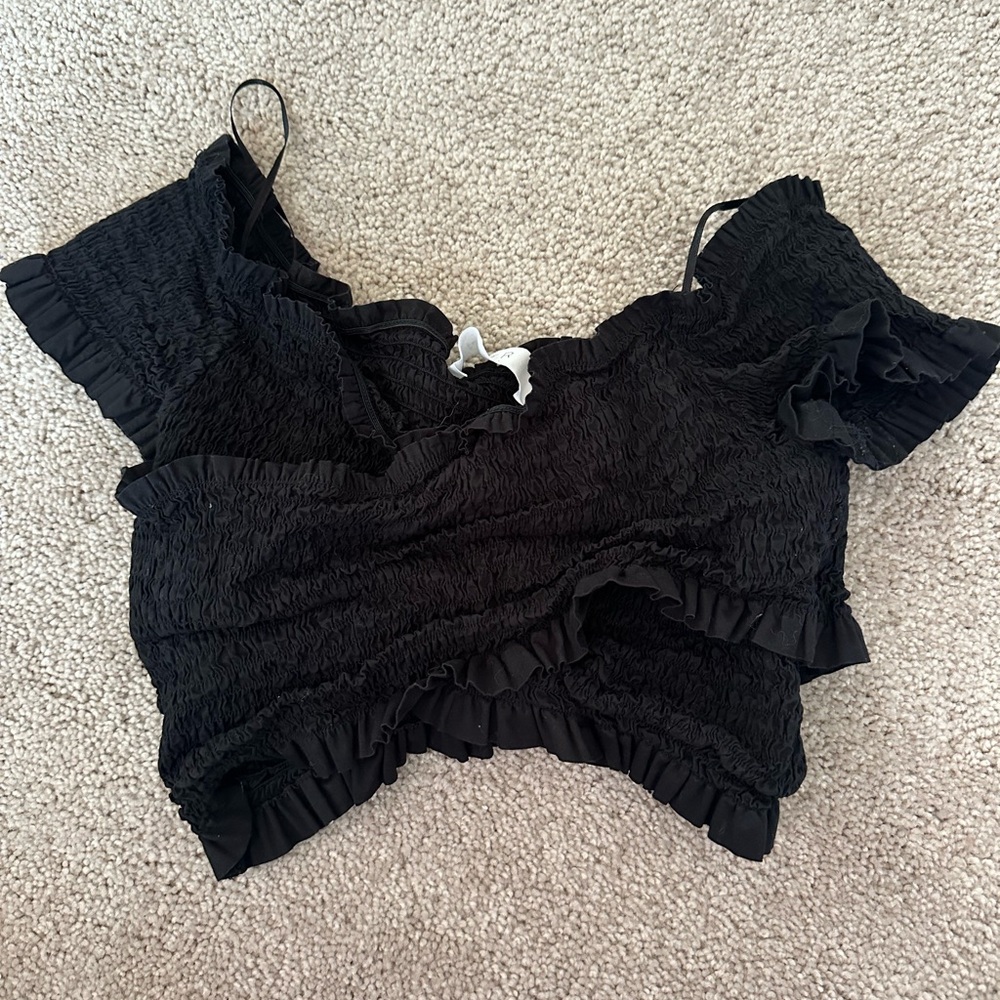 Black Ruffled Women's Top ASTR the label